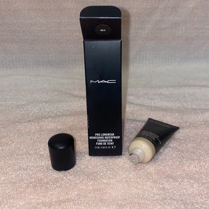 NC12 MAC pro longwear nourishing waterproof foundation Brand new Never used!!!